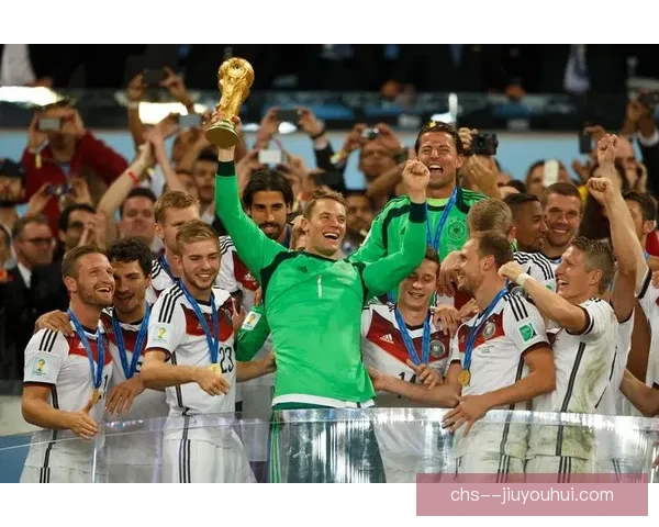 诺伊尔正式告别德国国家队结束国际赛场生涯